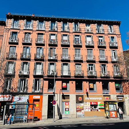 Pension Rivera Madrid Bagian luar foto